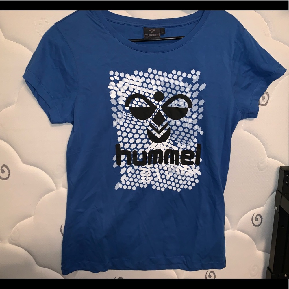 Hummel (Danish brand) t-shirt